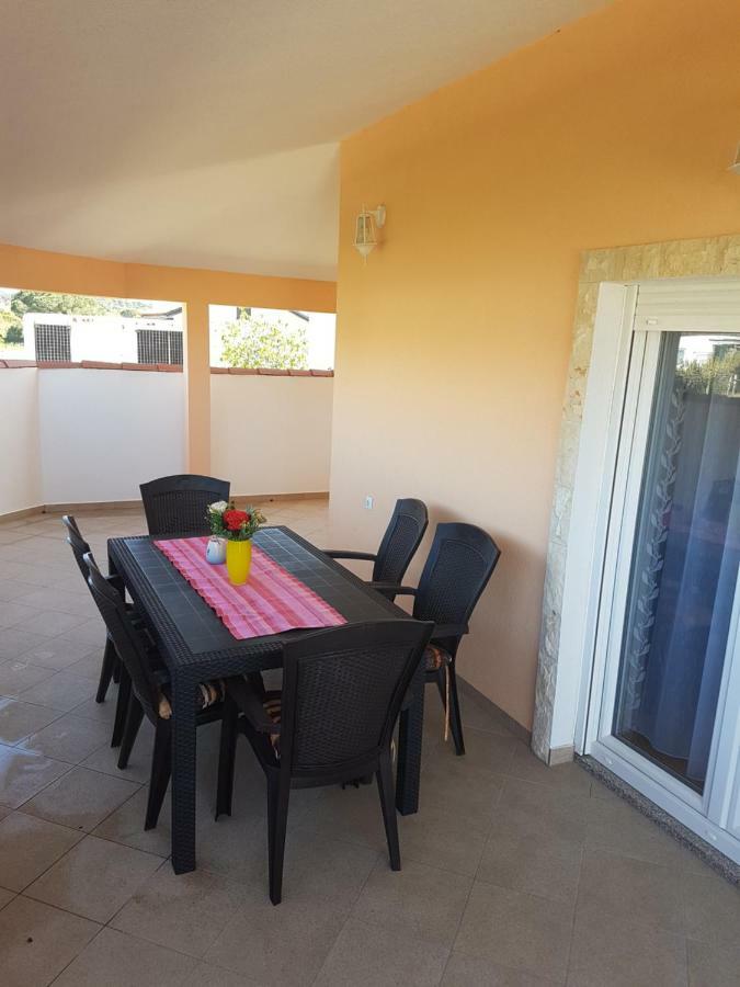 Apartmani Luca Fažana Eksteriør billede